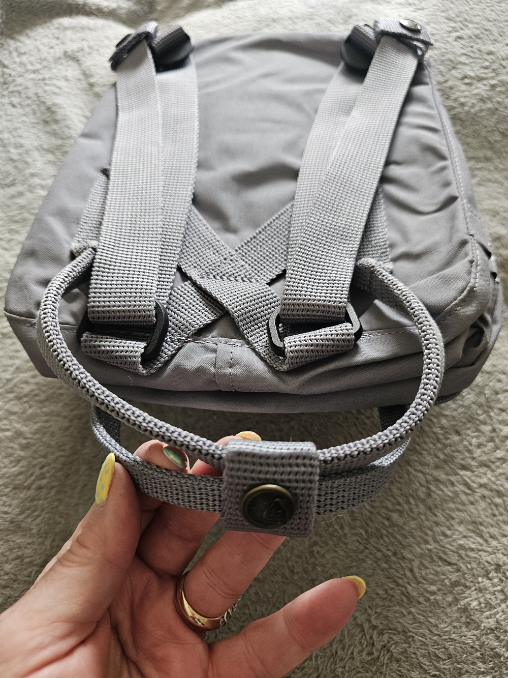Fjallraven Kånken Mini Backpack in gray - Picture 4 of 16